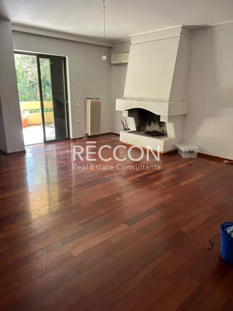 Apartment in Kato Kifisia, Kifisia — Photo 1 of 12