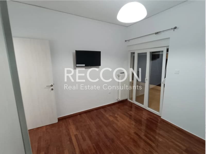 Apartment in Polidroso, Chalandri — Photo 9 of 15