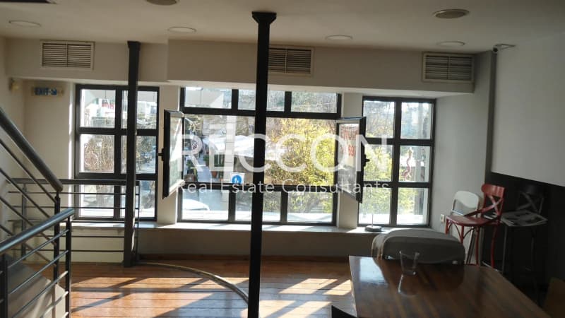 Κατάστημα στην Νέο Τέρμα, Μαρούσι — Φωτογραφία 2 από 2