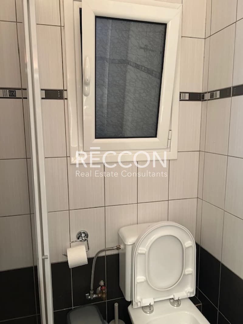 Apartment in Platia Kanigos, Exarchia - Neapoli — Photo 12 of 13
