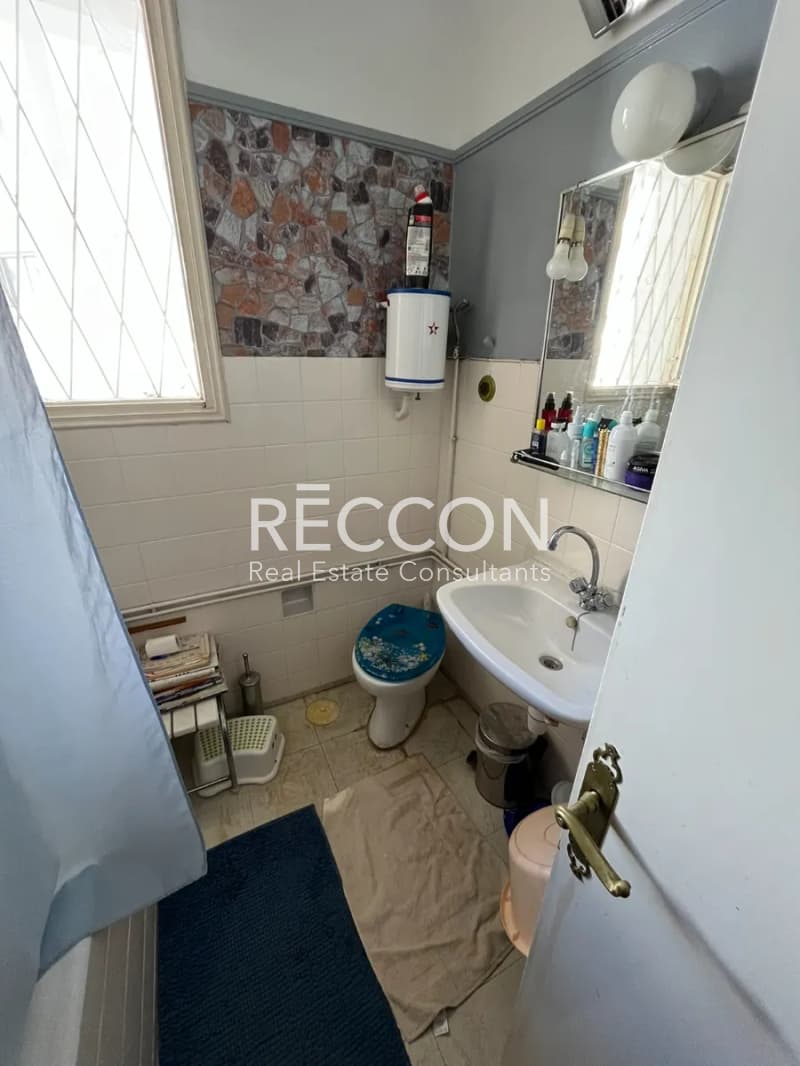 Apartment in Politechneio, Exarchia - Neapoli — Photo 20 of 23