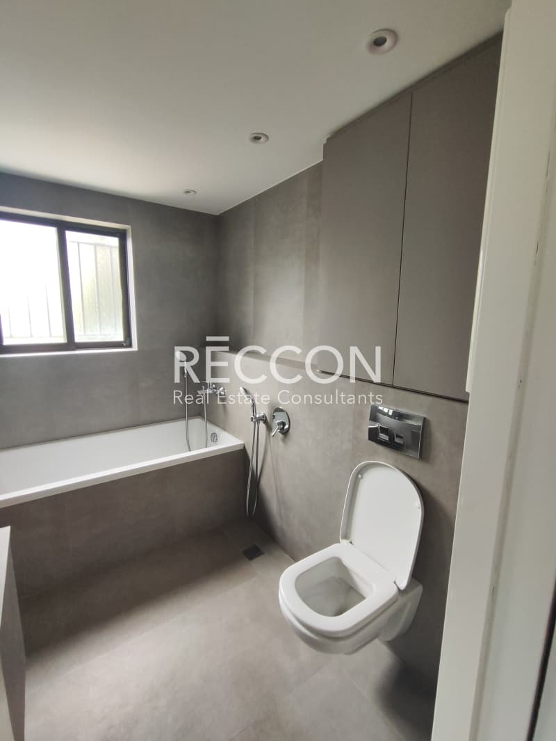 Apartment in Center, Vouliagmeni — Photo 13 of 20