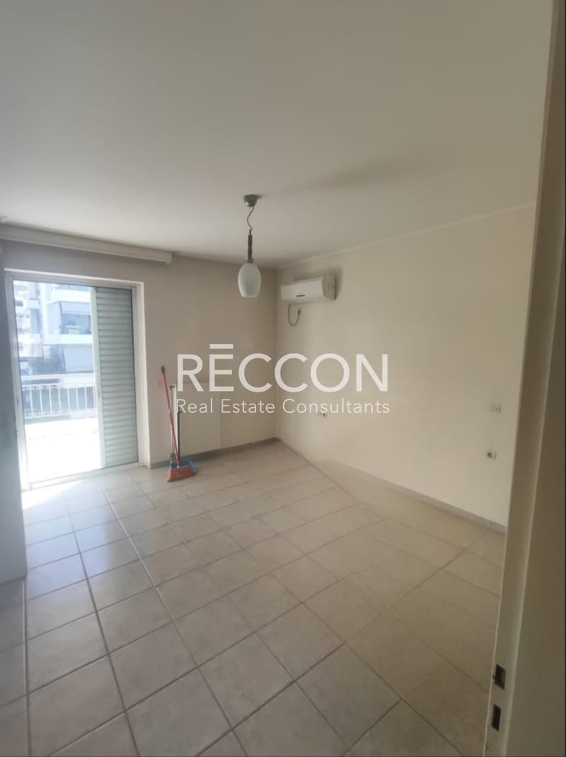 Apartment in Ampelakia, Alimos — Photo 11 of 19
