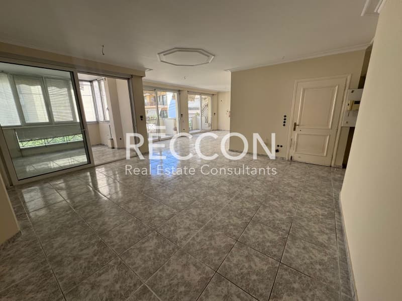 Apartment in Metamorfosi Virona, Vironas — Photo 1 of 30