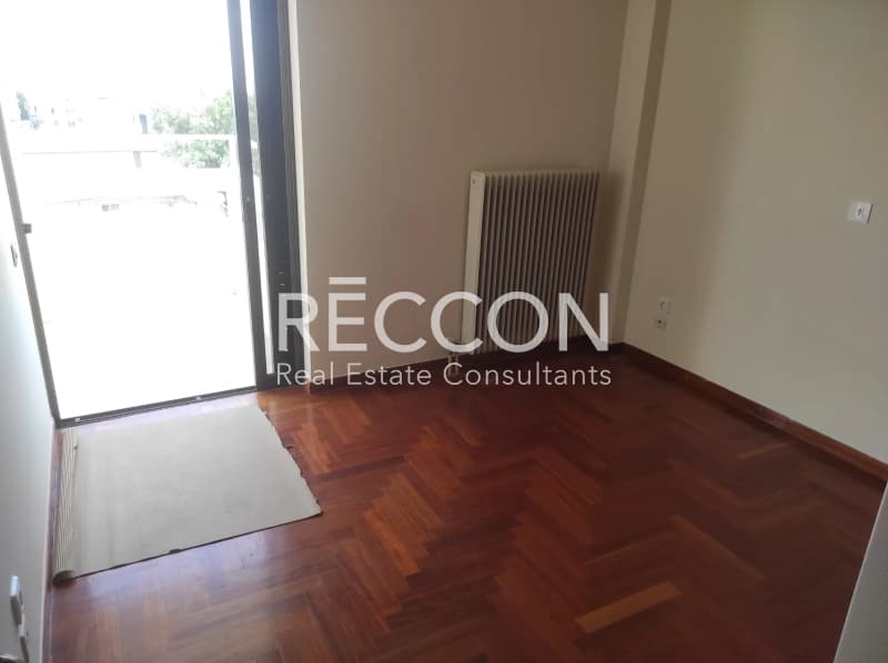 Apartment in Rizareios, Chalandri — Photo 4 of 5