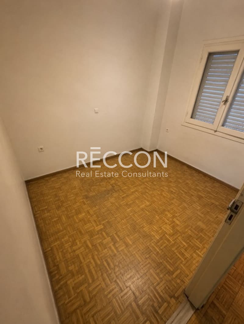Apartment in Plateia Koliatsou, Patision - Acharnon — Photo 5 of 6