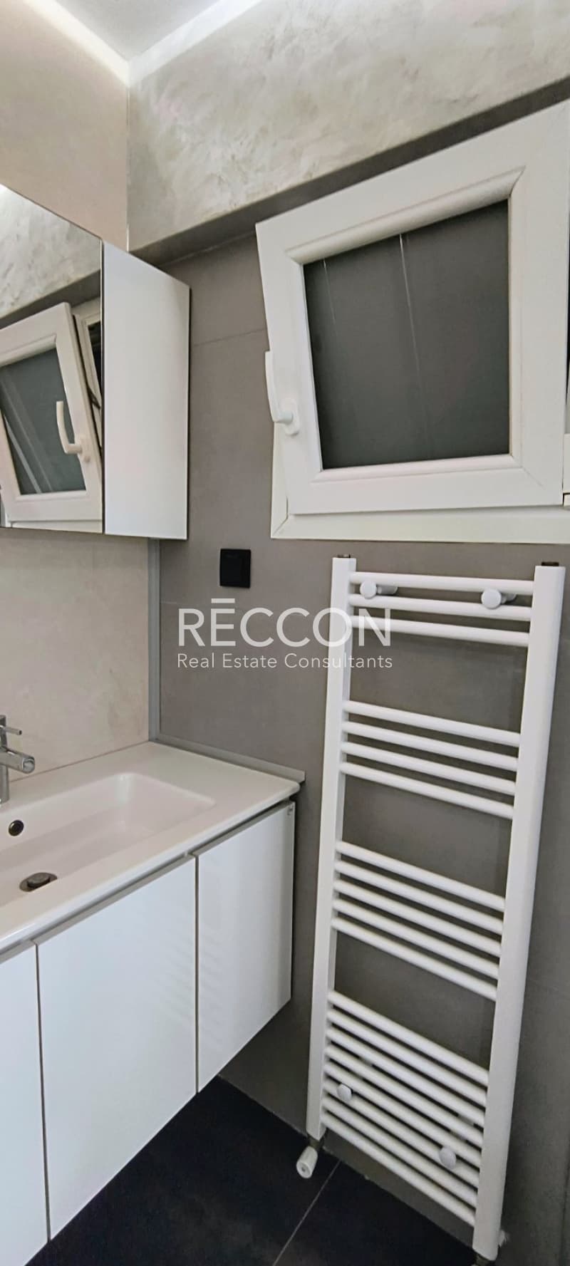 Apartment in Oria Imittou, Pagkrati — Photo 10 of 28