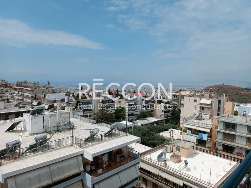 Apartment in Kareas, Vironas — Photo 20 of 25