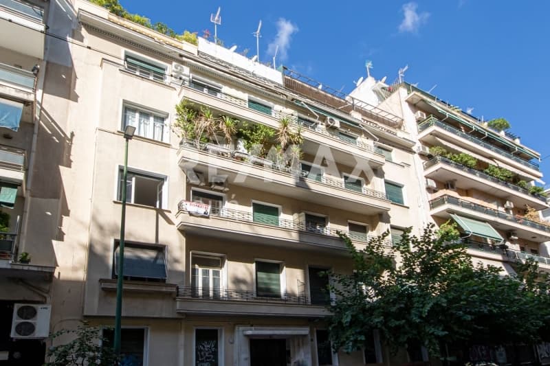 Διαμέρισμα στην Πολυτεχνείο, Εξάρχεια - Νεάπολη — Φωτογραφία 12 από 30