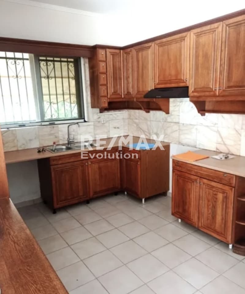 House in Saronida, Saronida — Photo 6 of 6
