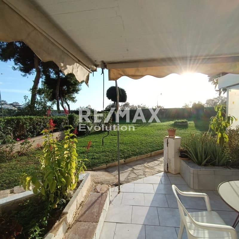 Apartment in Saronida, Saronida — Photo 1 of 10