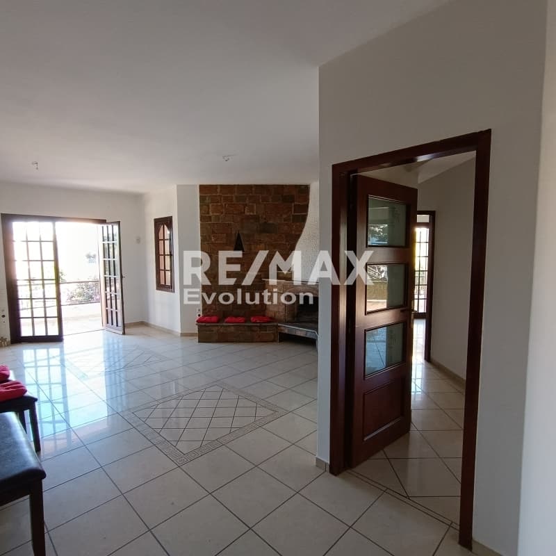 Apartment in Saronida, Saronida — Photo 9 of 17