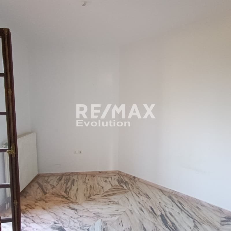 Apartment in Saronida, Saronida — Photo 7 of 17