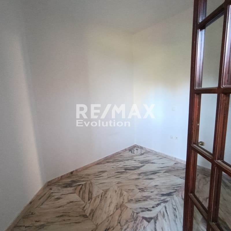 Apartment in Saronida, Saronida — Photo 8 of 17