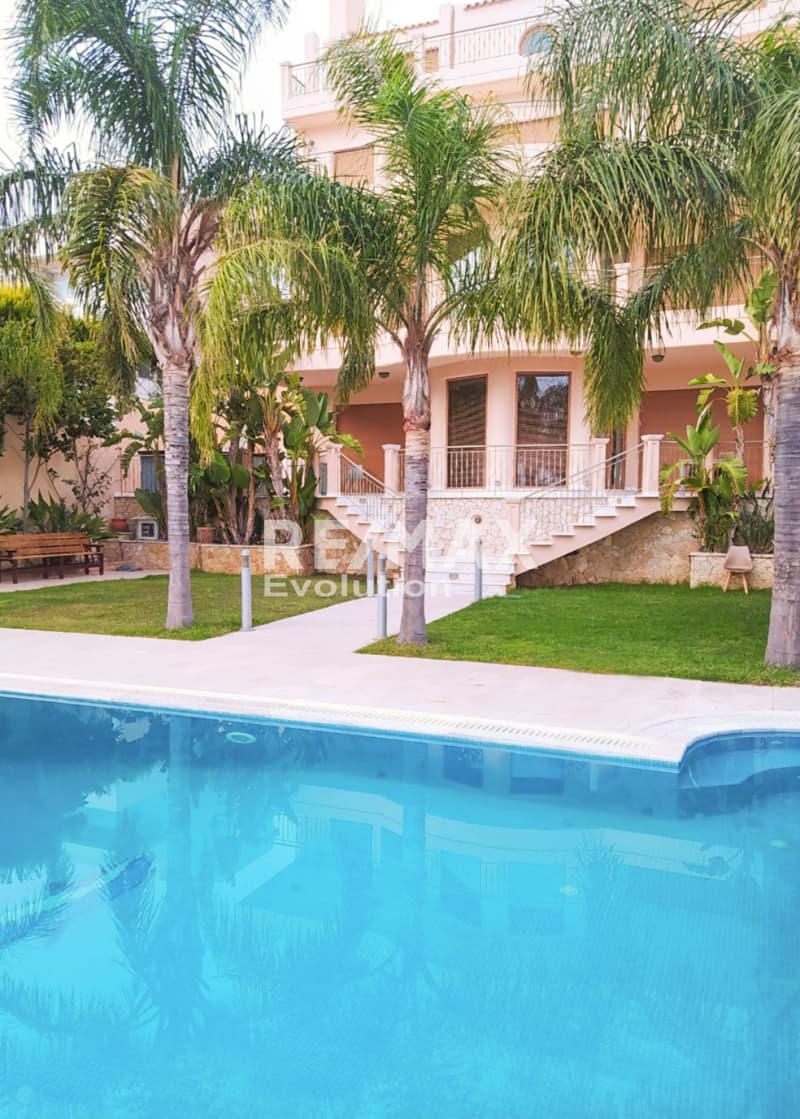 House in Saronida, Saronida — Photo 1 of 19