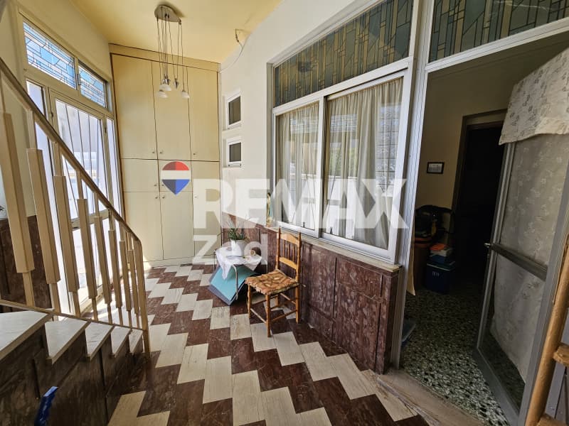 Μονοκατοικία στην Νεκροταφείο, Νίκαια — Φωτογραφία 15 από 19