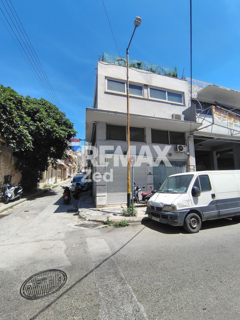Βιομηχανικός Χώρος στην Μανιάτικα, Πειραιάς — Φωτογραφία 3 από 3