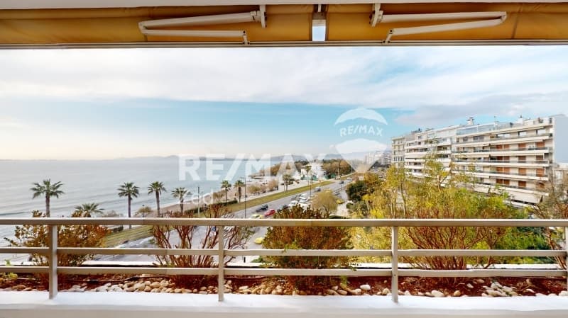Apartment in Floisvos, Palaio Faliro — Photo 1 of 26
