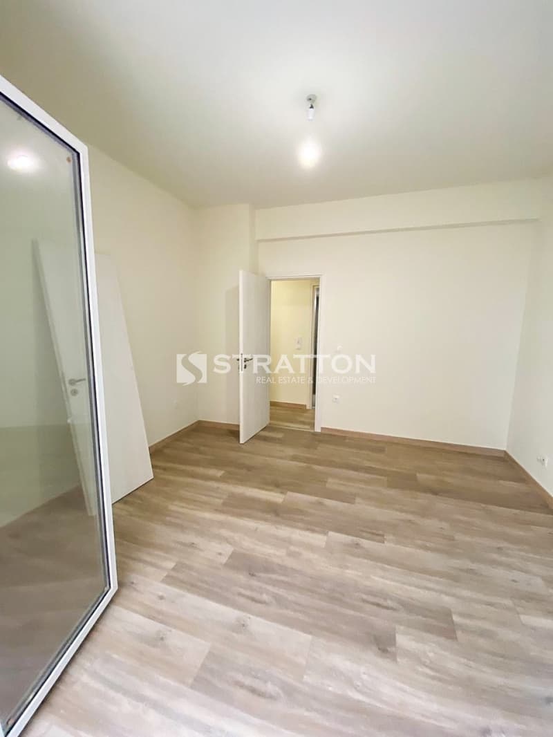 Apartment in Floisvos, Palaio Faliro — Photo 8 of 16