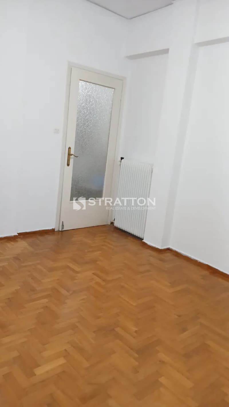 Apartment in Agios Ioannis, Neos Kosmos — Photo 10 of 18