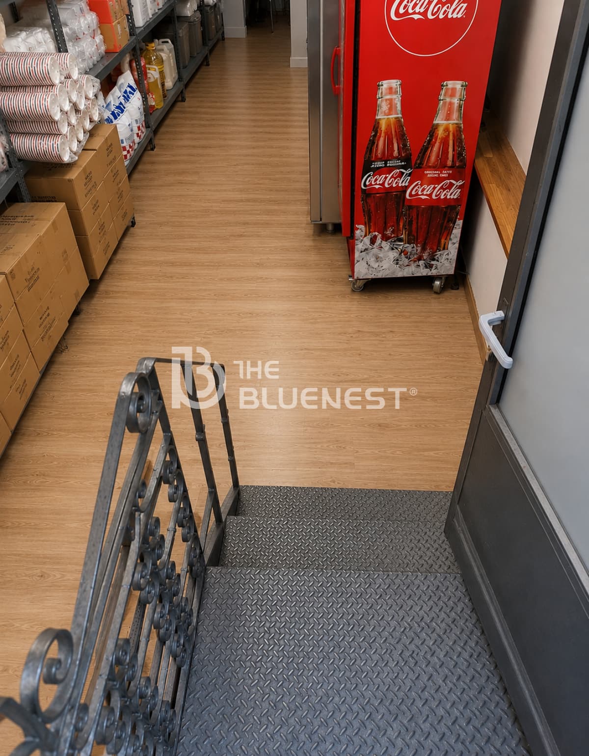 Retail Store in akadimia Platonos, Kolonos - Kolokinthous — Photo 4 of 5