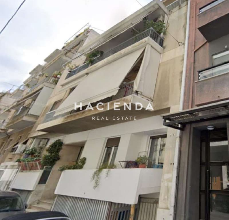 Apartment in Plateia Koliatsou, Patision - Acharnon — Photo 1 of 4