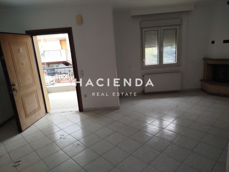 House in Center, Chortiatis — Photo 8 of 24