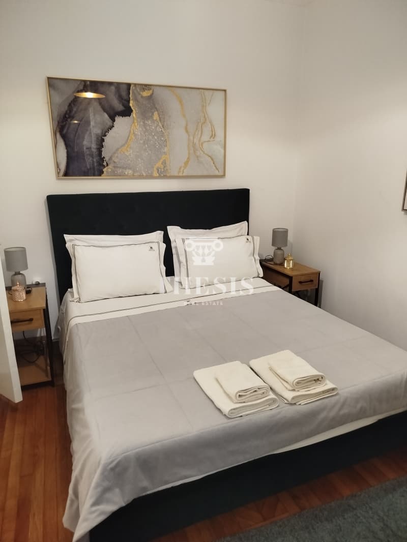 Apartment in Agios Georgios, Kolonaki - Likavitos — Photo 1 of 15