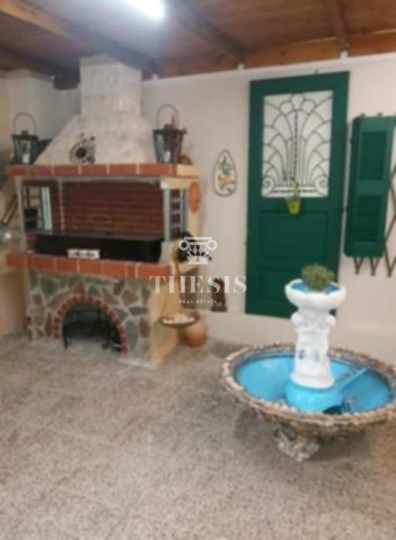 House in Galazia akti, Kalivia Thorikou — Photo 9 of 25