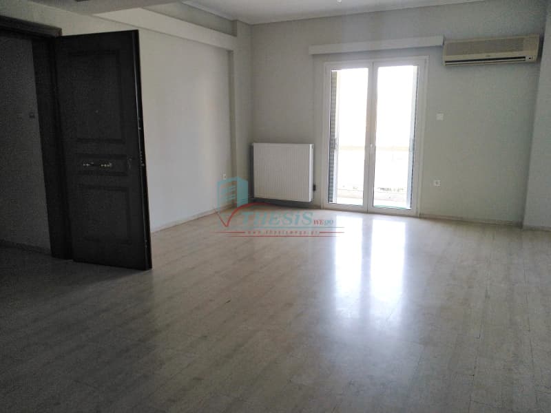 Apartment in Center, Argyroupoli — Photo 5 of 18