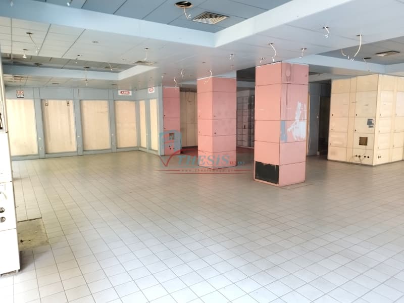 Κατάστημα στην Πολυτεχνείο, Εξάρχεια - Νεάπολη — Φωτογραφία 1 από 4