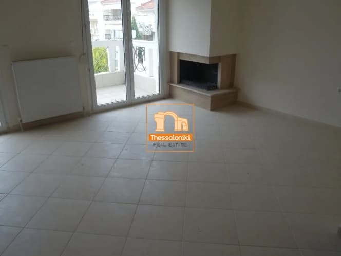 Apartment in Palaiokastro, Oreokastro — Photo 2 of 13