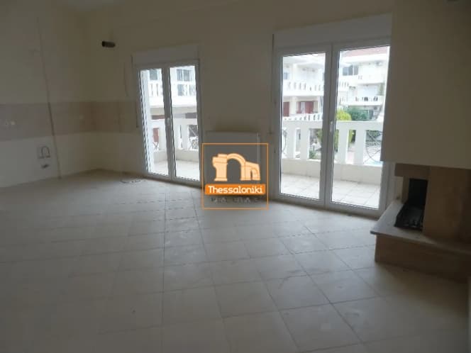 Apartment in Palaiokastro, Oreokastro — Photo 1 of 13