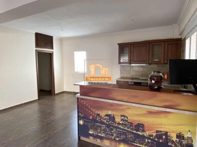 Apartment in Center, Oreokastro — Photo 4 of 25