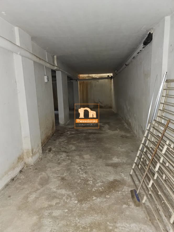 Αποθήκη στην Κέντρο, Καλαμαριά — Φωτογραφία 4 από 11