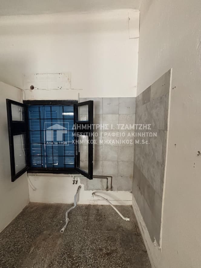 Κατάστημα στην Μεταμόρφωση, Βόλος — Φωτογραφία 8 από 13