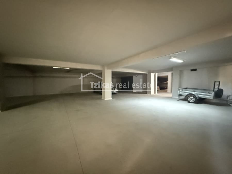 Parking Space in Agios Ioannis, Kalamaria — Photo 12 of 13