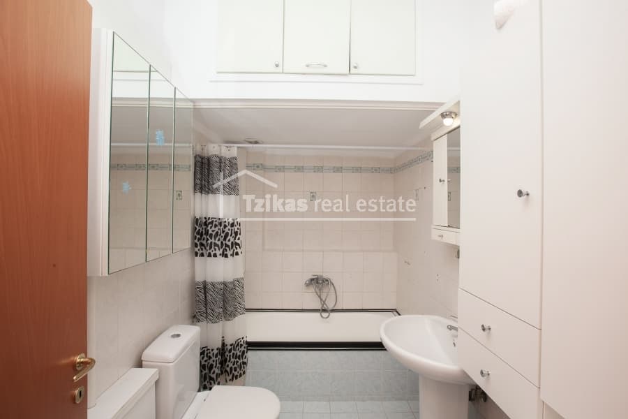 Apartment in Votsi, Kalamaria — Photo 16 of 29