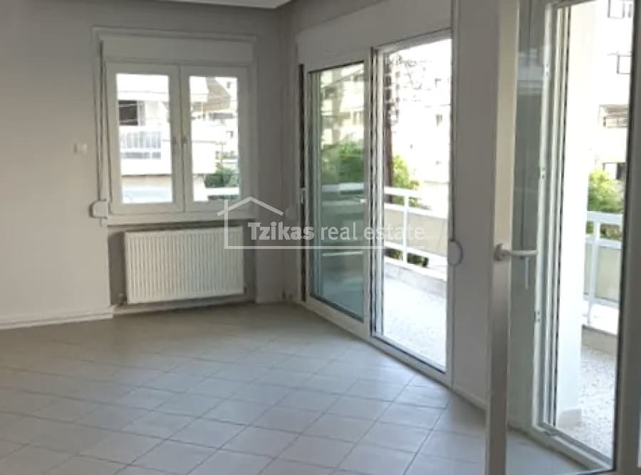 Διαμέρισμα στην Κέντρο, Καλαμαριά — Φωτογραφία 1 από 14