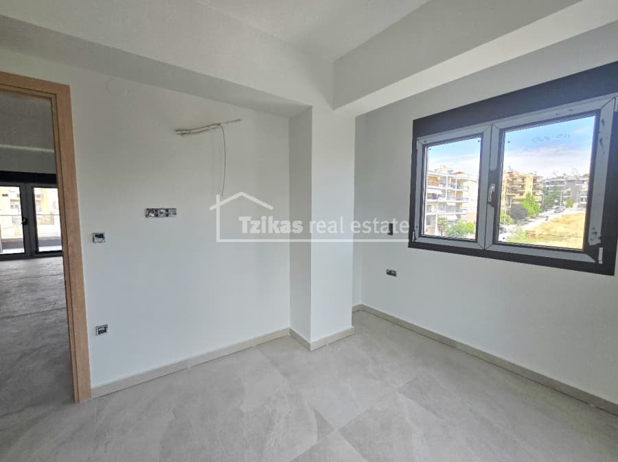 Apartment in Agios Ioannis, Kalamaria — Photo 13 of 27