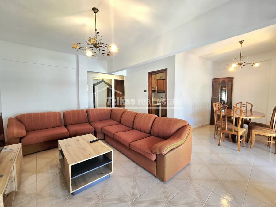 Apartment in Center, Kalamaria — Photo 1 of 25