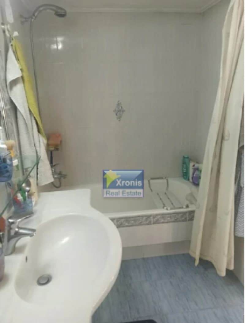 Apartment in Dimodidaskalon, Agia Paraskevi — Photo 10 of 12