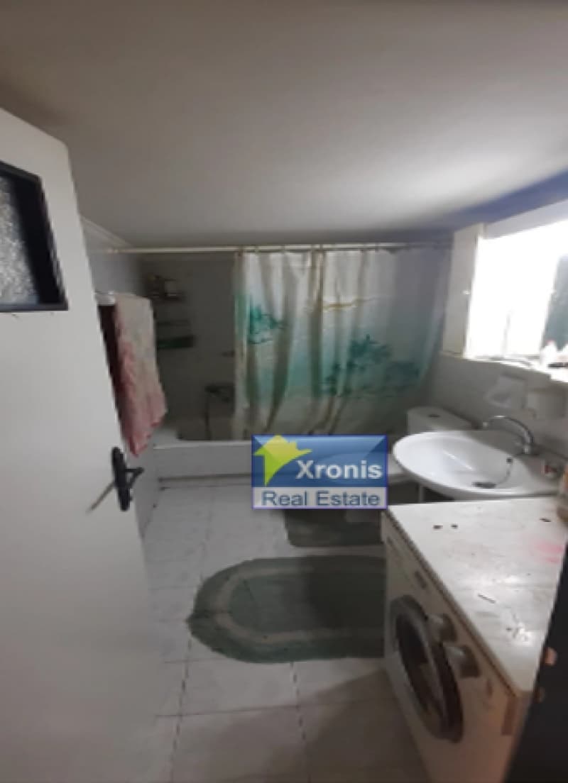 Apartment in Center, Ilion — Photo 14 of 21
