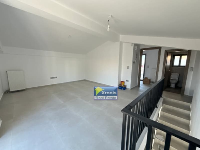 House in Center, Gerakas — Photo 14 of 24