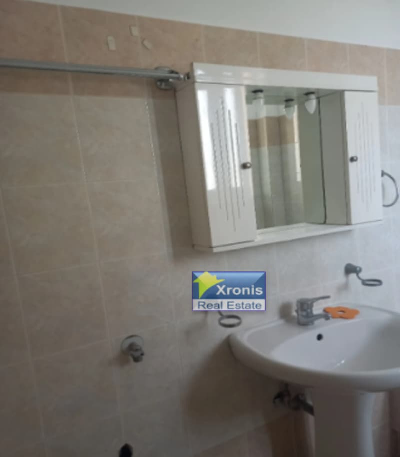 Apartment in Politeknon, Ilion — Photo 8 of 9
